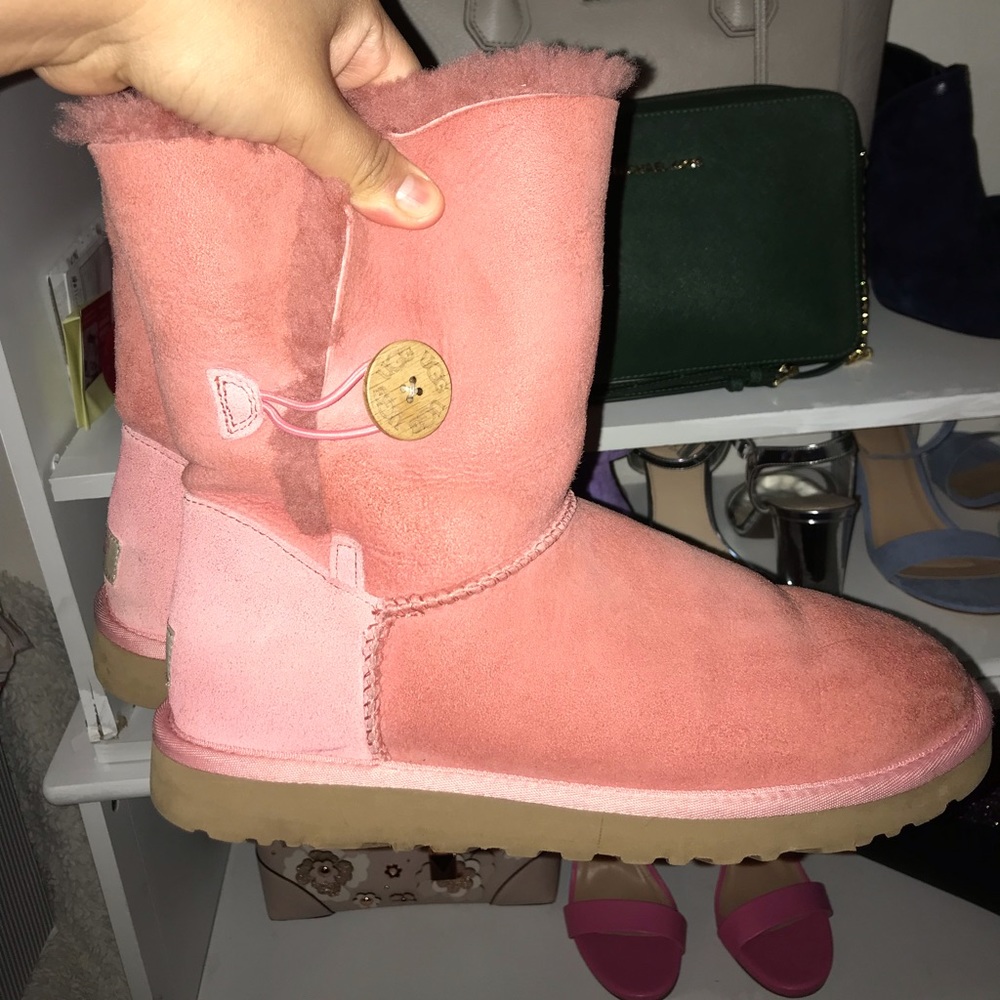 ❌❌❌SOLD❌❌❌Pink Uggs